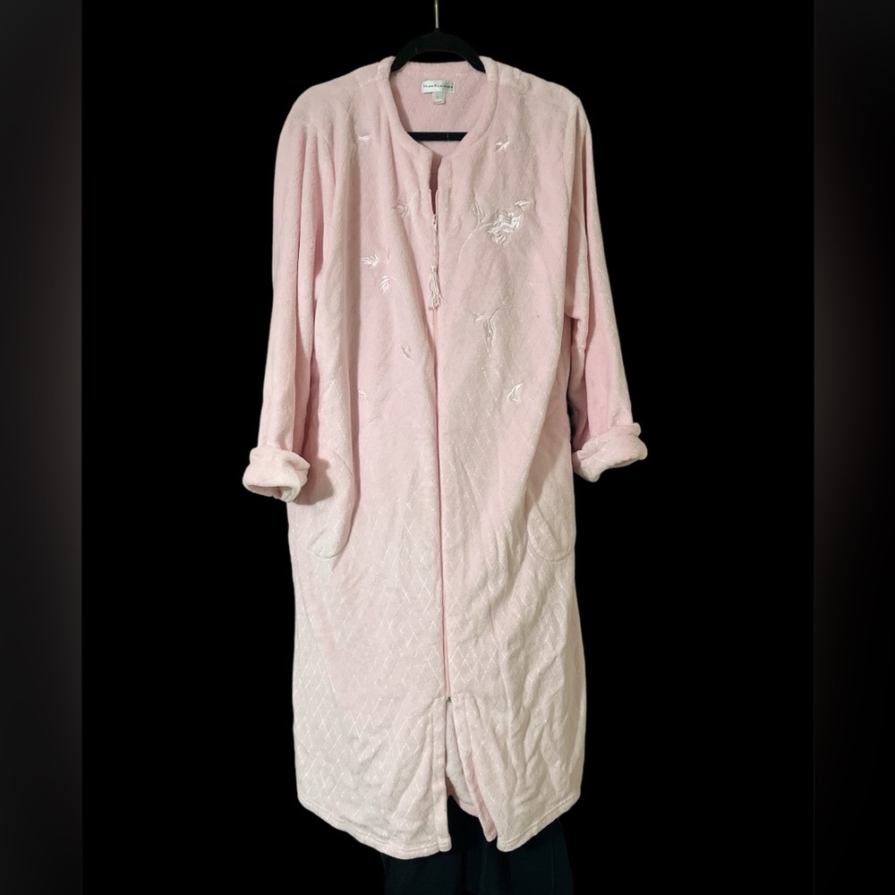 NWT Miss Elaine Fleece Plush Long Robe